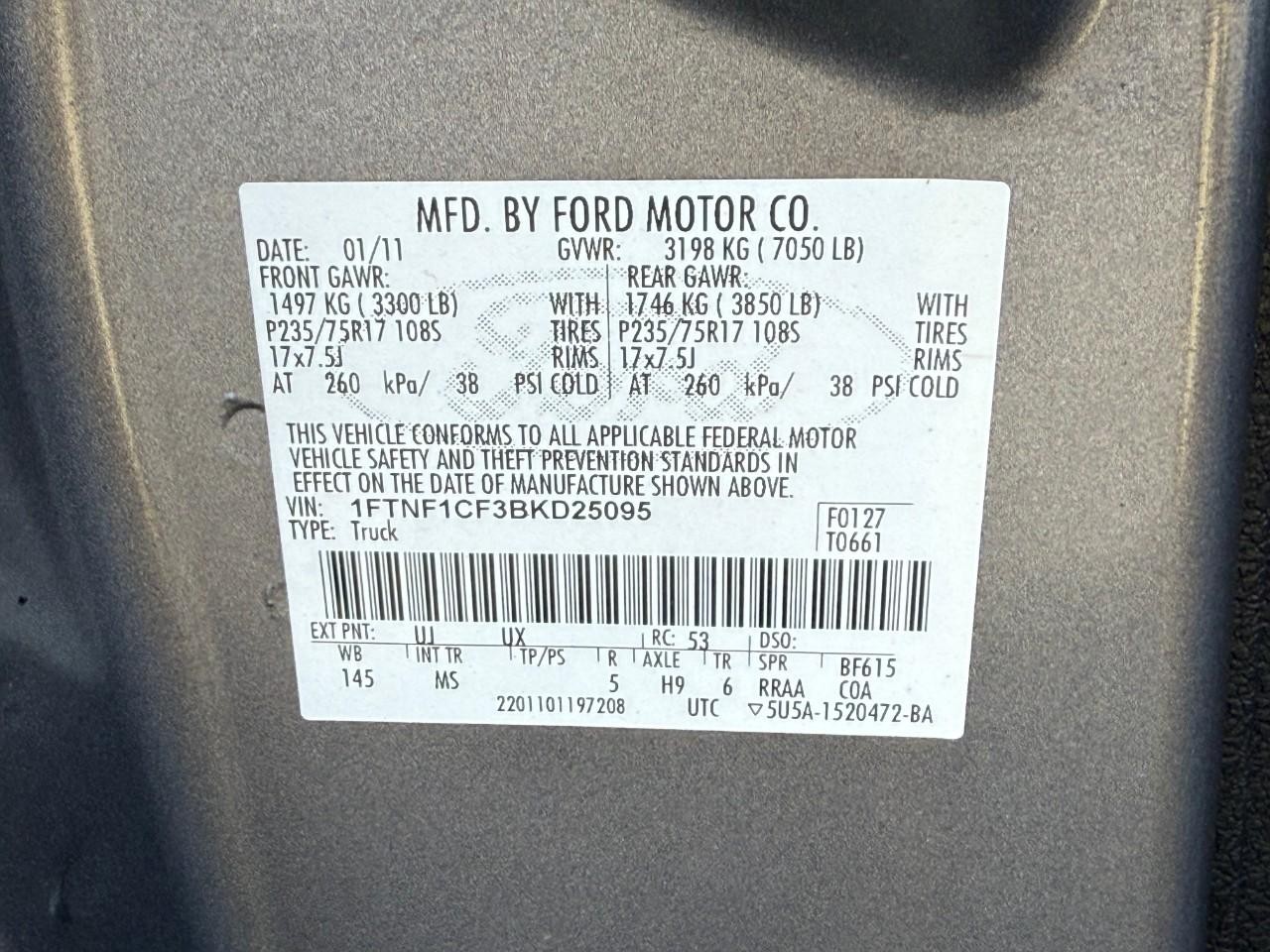 Ford F-150 Vehicle Full-screen Gallery Image 13