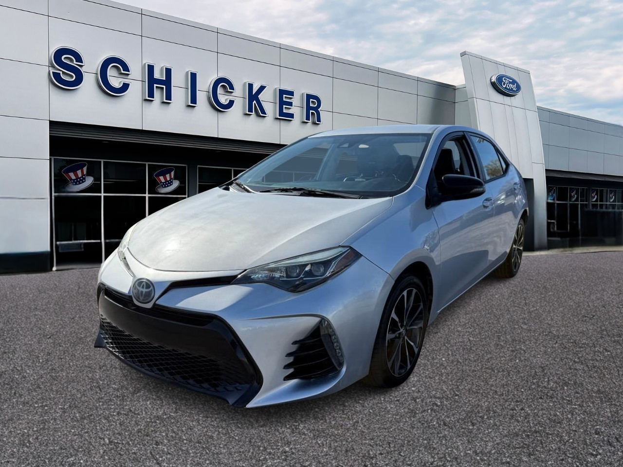 Toyota Corolla Vehicle Full-screen Gallery Image 04