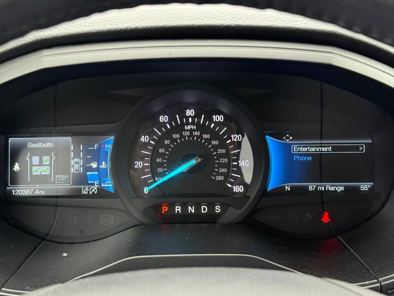 Ford Edge Vehicle Full-screen Gallery Image 21