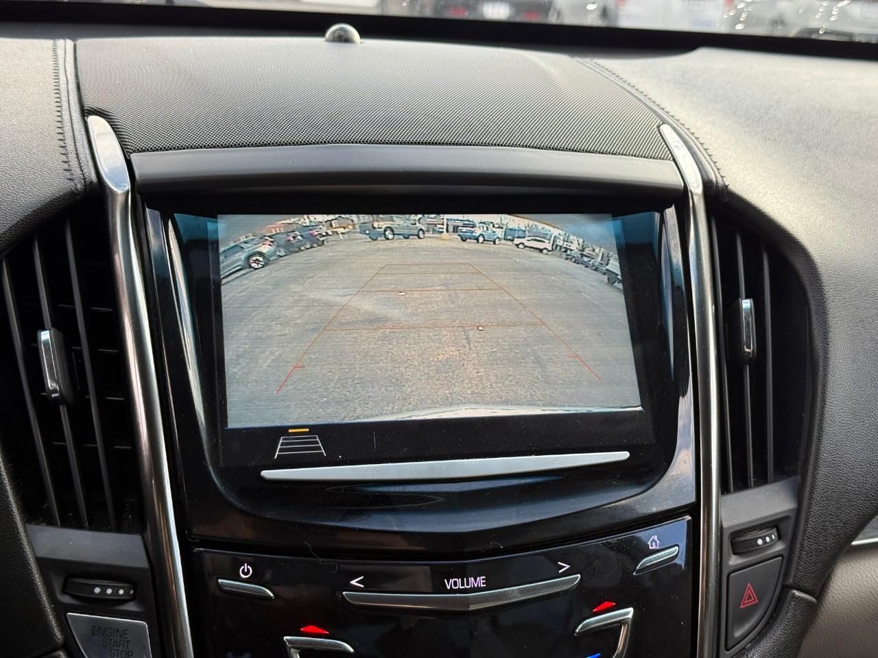 Cadillac ATS Sedan Vehicle Full-screen Gallery Image 22