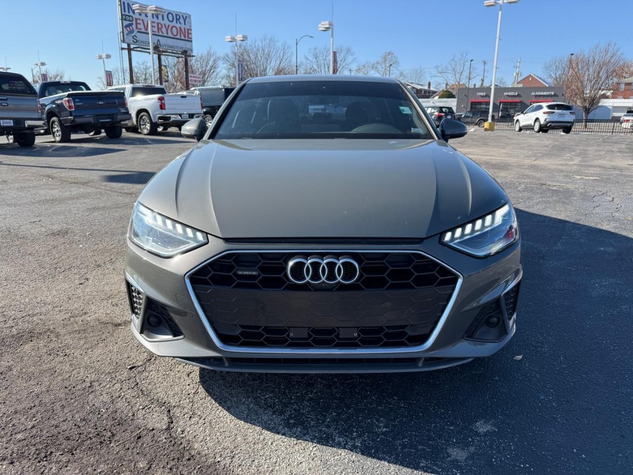 Audi A4 Sedan Vehicle Full-screen Gallery Image 09