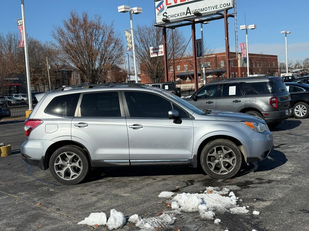 Subaru Forester Vehicle Full-screen Gallery Image 05