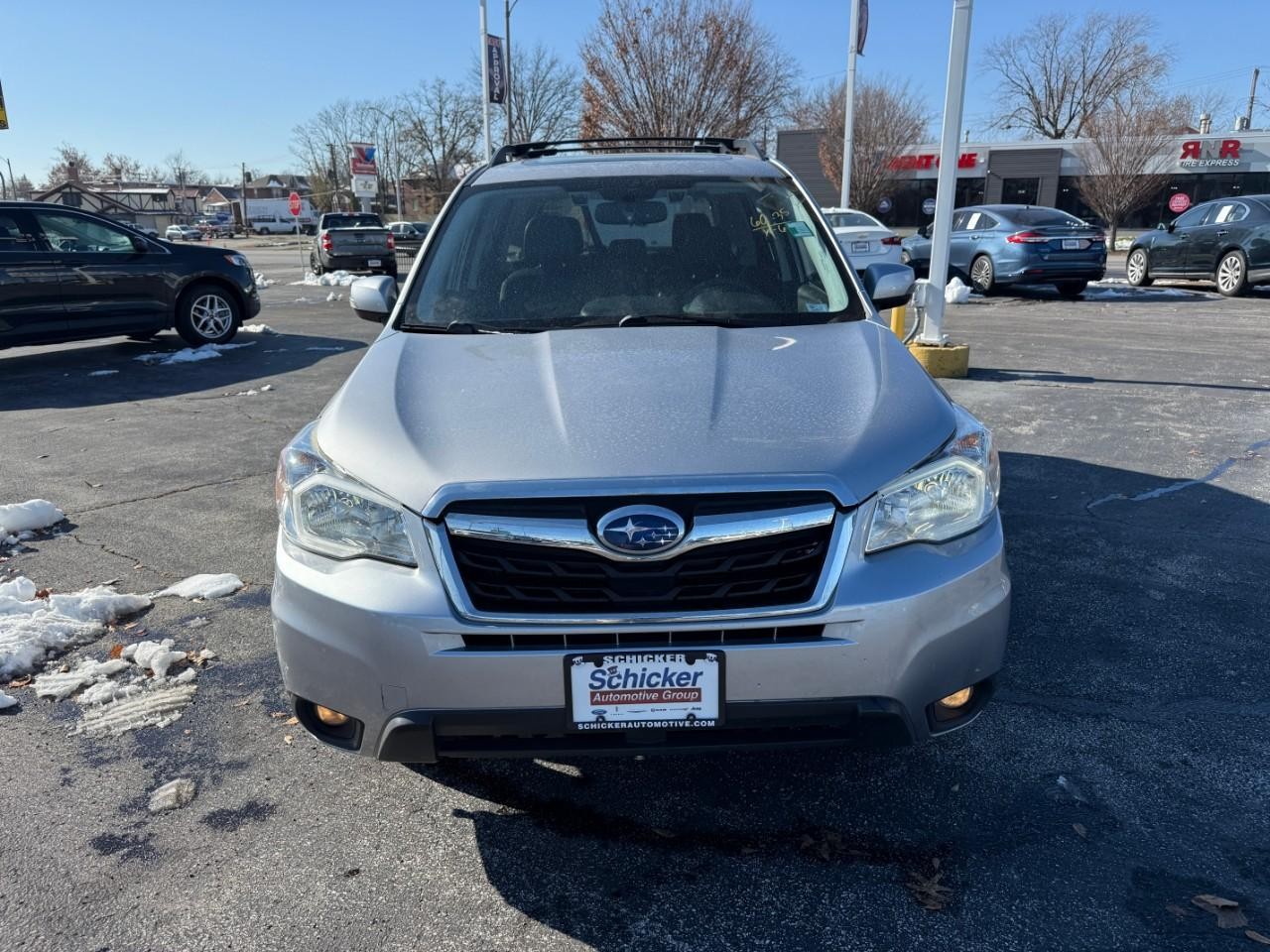 Subaru Forester Vehicle Full-screen Gallery Image 06