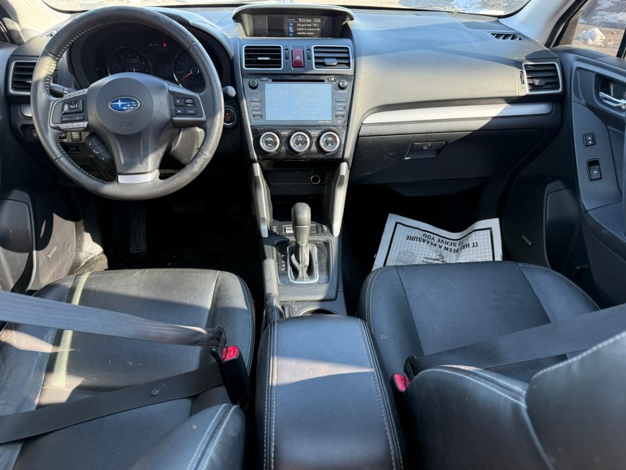 Subaru Forester Vehicle Full-screen Gallery Image 11