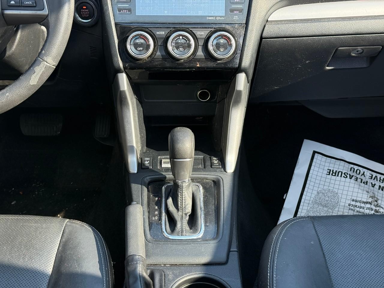 Subaru Forester Vehicle Full-screen Gallery Image 16