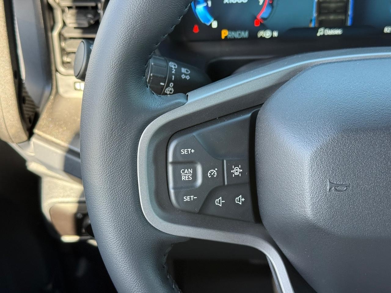 Ford Bronco Vehicle Full-screen Gallery Image 13