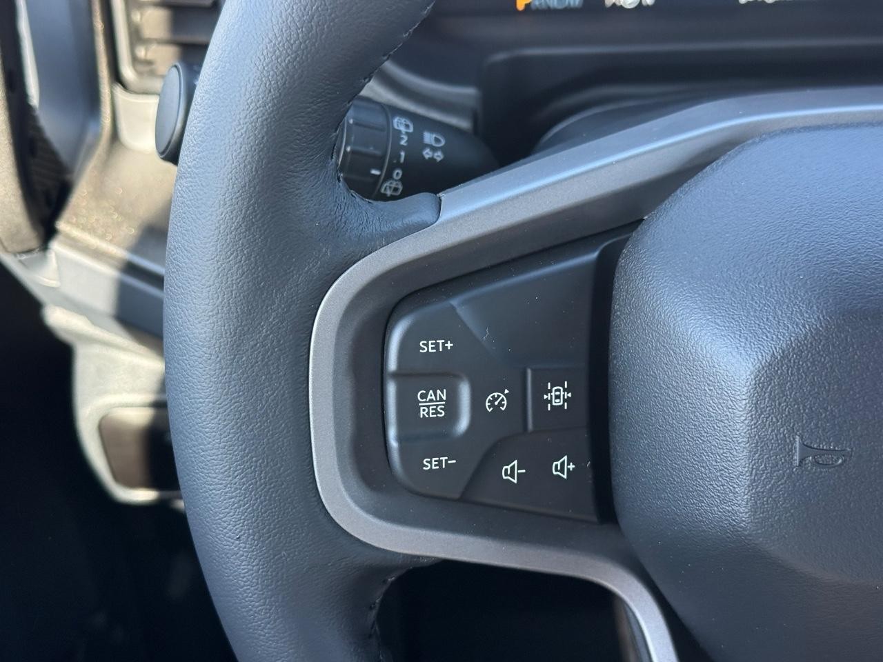 Ford Bronco Vehicle Full-screen Gallery Image 09