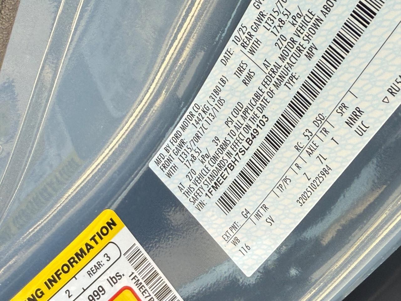 Ford Bronco Vehicle Full-screen Gallery Image 15