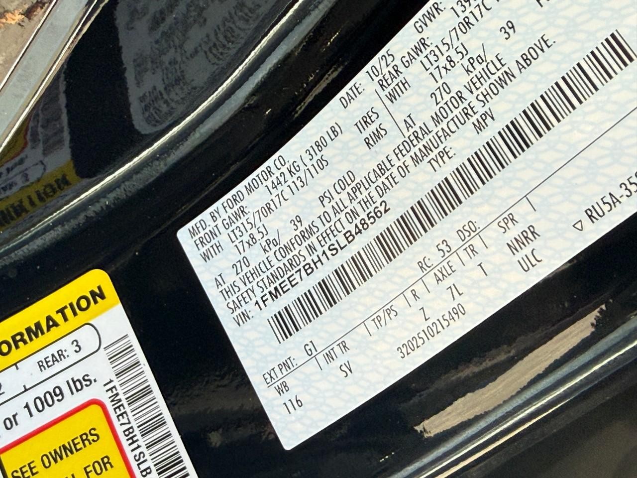 Ford Bronco Vehicle Full-screen Gallery Image 17