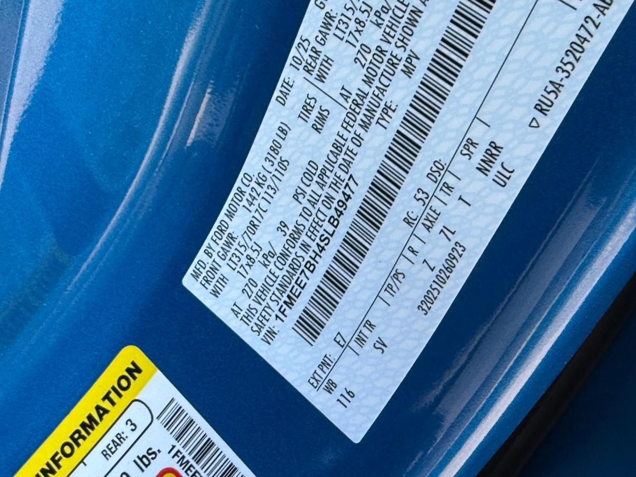 Ford Bronco Vehicle Full-screen Gallery Image 18