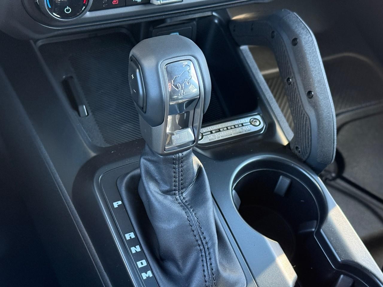 Ford Bronco Vehicle Full-screen Gallery Image 15