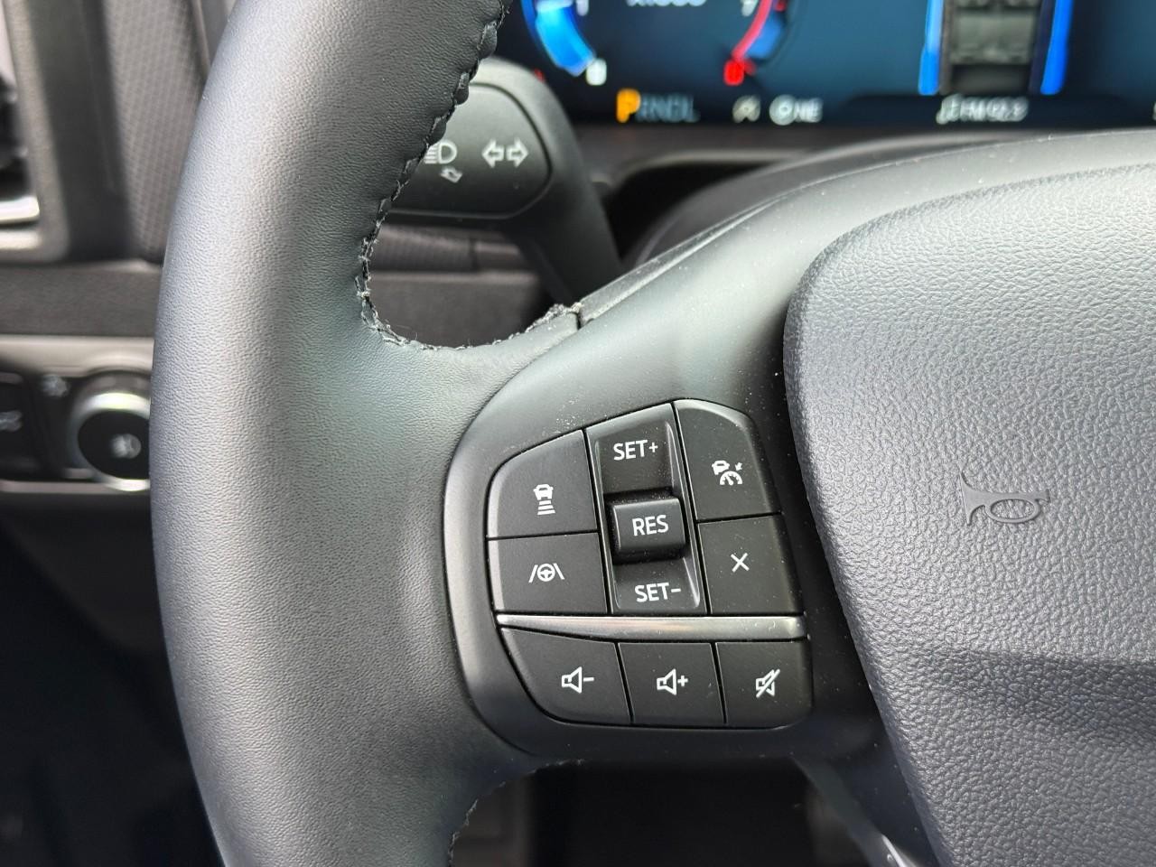 Ford Bronco Sport Vehicle Full-screen Gallery Image 14