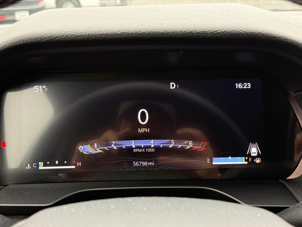 Jeep Grand Cherokee L Vehicle Full-screen Gallery Image 18