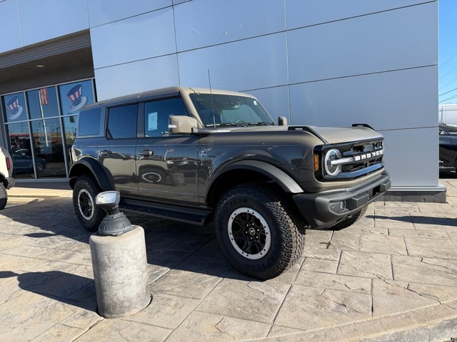 St. Louis MO 2025 Ford Bronco more details - ford bronco