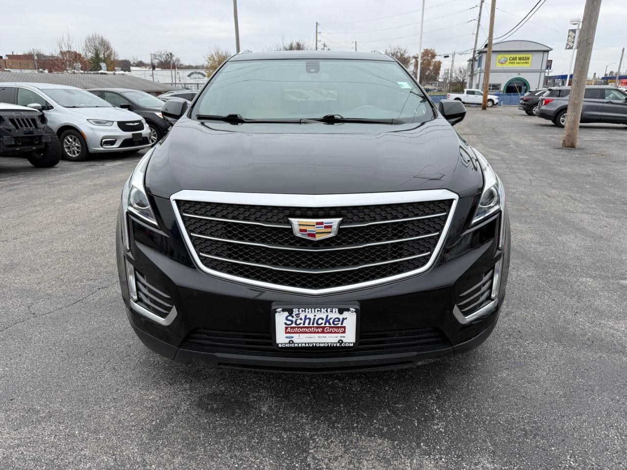 Cadillac XT5 Vehicle Full-screen Gallery Image 08