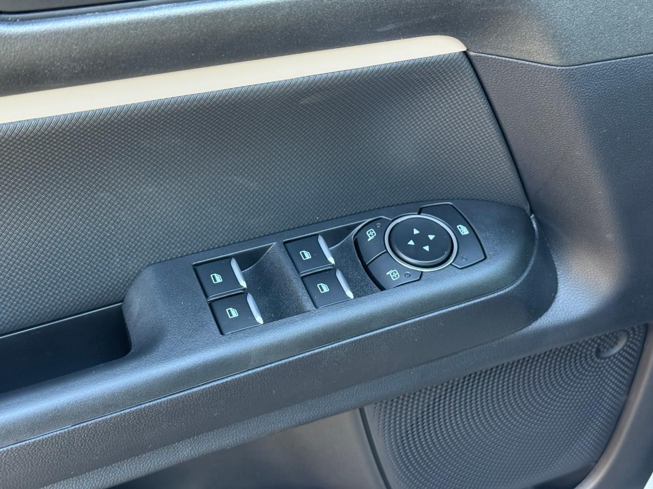 Ford Bronco Sport Vehicle Full-screen Gallery Image 11