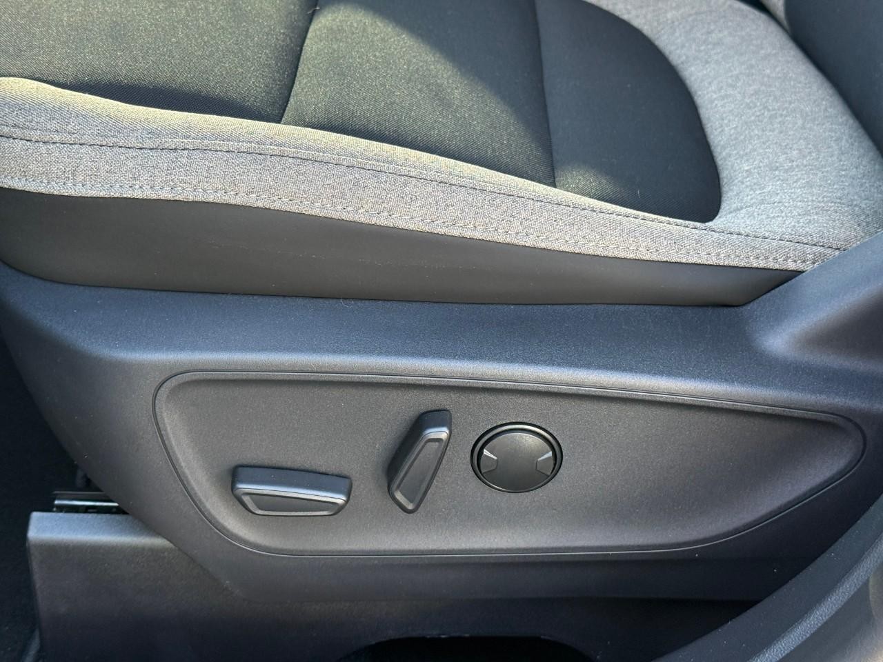 Ford Bronco Sport Vehicle Full-screen Gallery Image 13