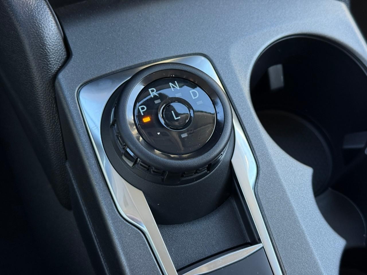 Ford Bronco Sport Vehicle Full-screen Gallery Image 16