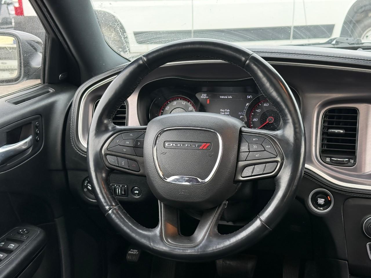 Dodge Charger Vehicle Full-screen Gallery Image 12