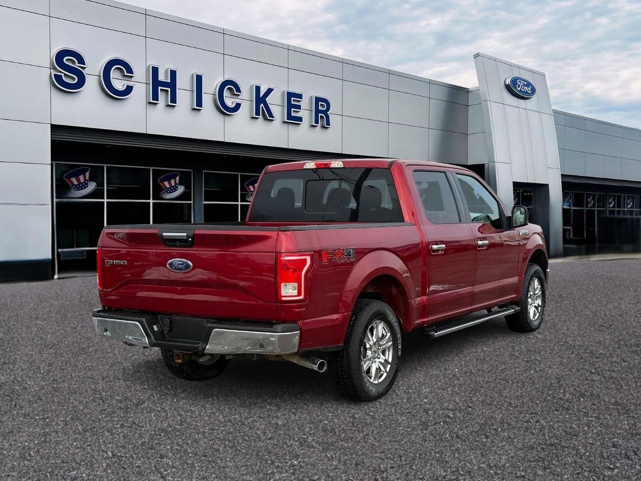 Ford F-150 Vehicle Full-screen Gallery Image 02