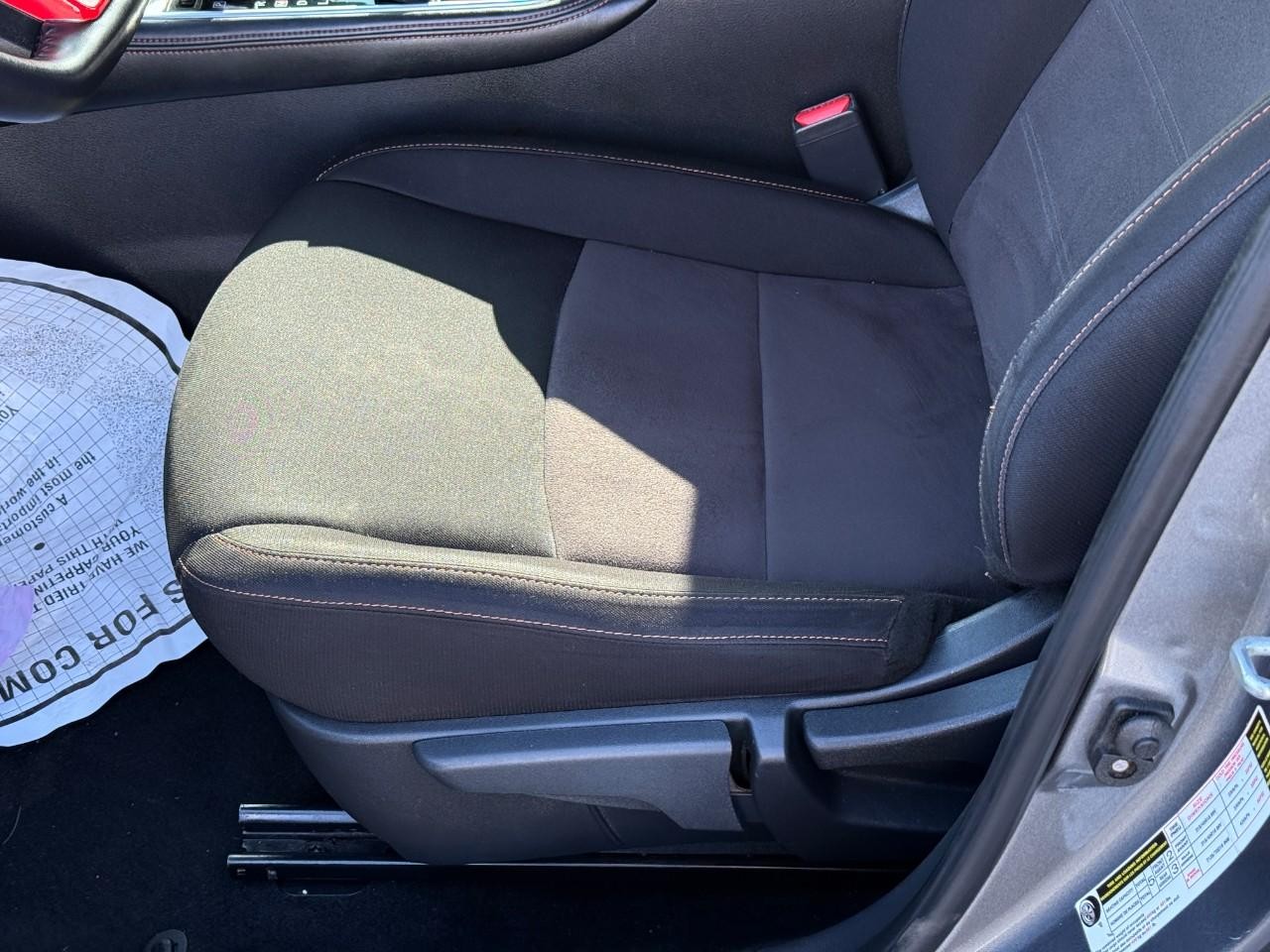 Nissan Sentra Vehicle Full-screen Gallery Image 18