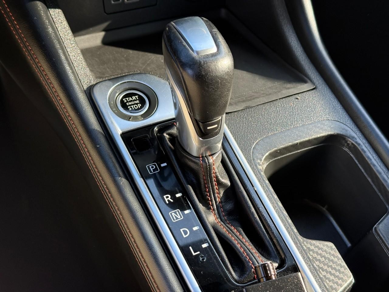 Nissan Sentra Vehicle Full-screen Gallery Image 22