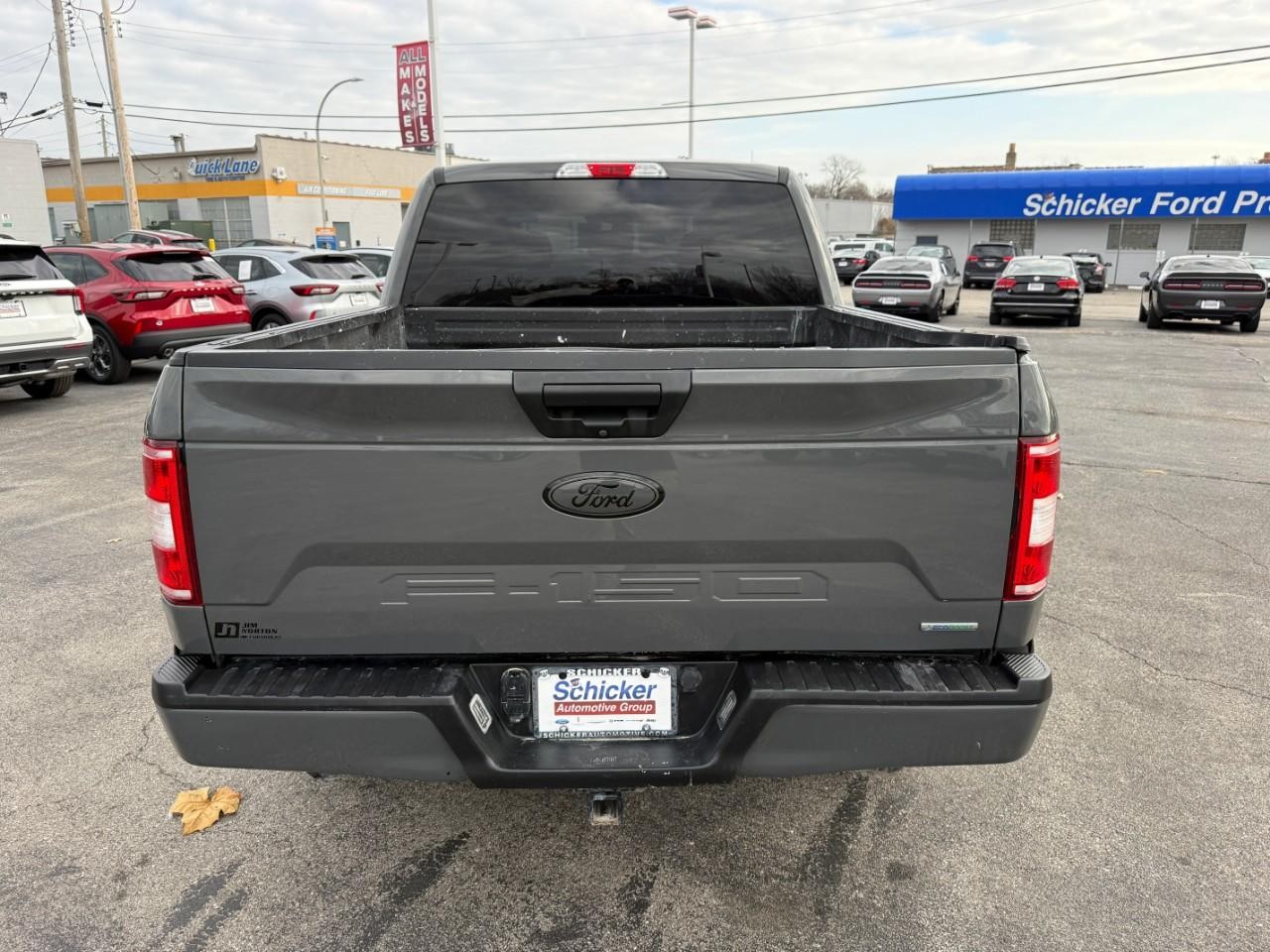 Ford F-150 Vehicle Full-screen Gallery Image 08