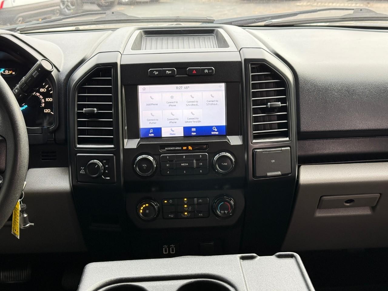 Ford F-150 Vehicle Full-screen Gallery Image 13