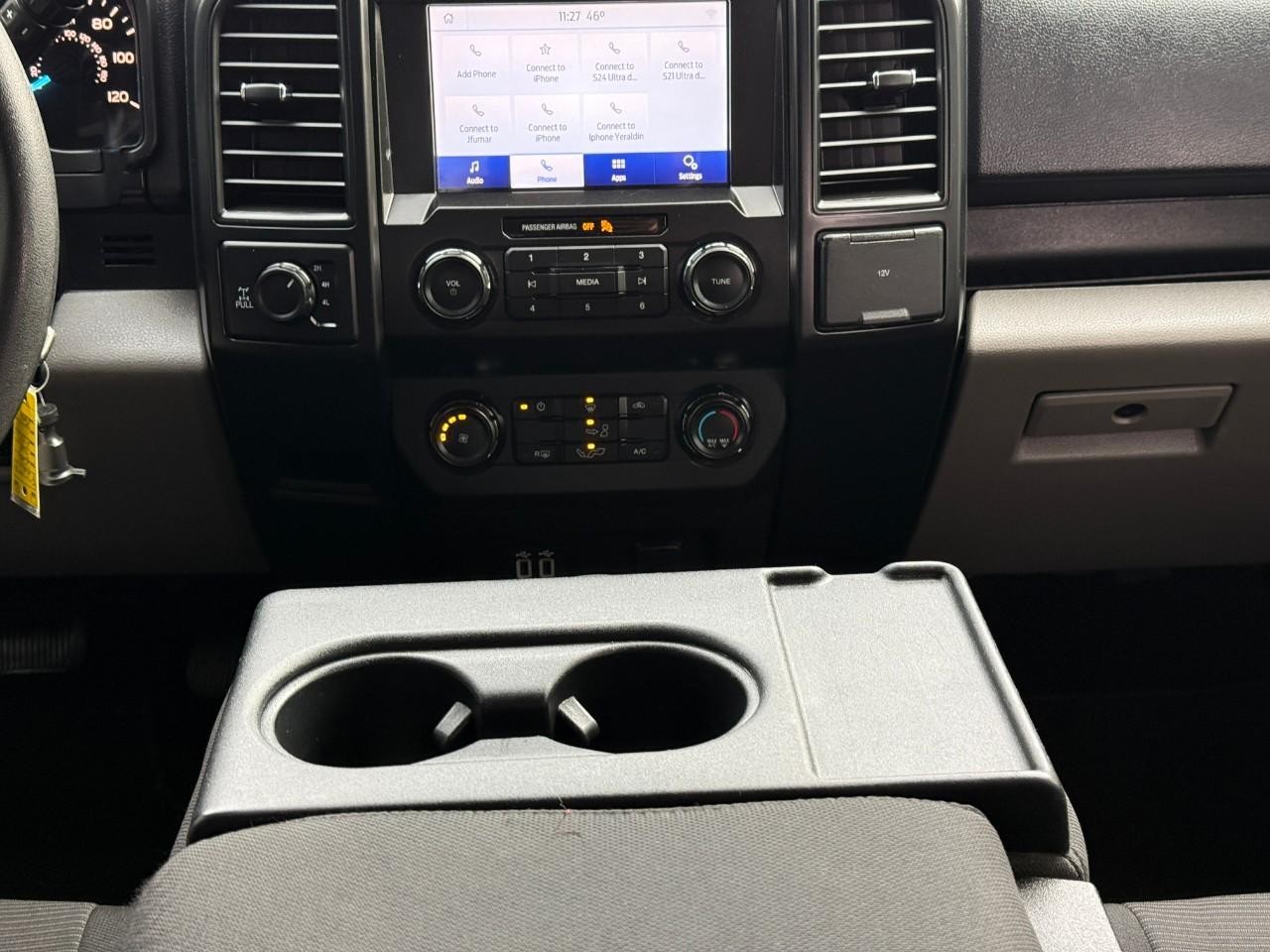 Ford F-150 Vehicle Full-screen Gallery Image 14