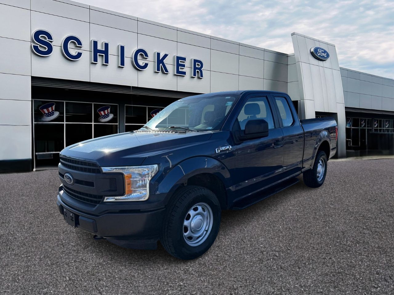 Ford F-150 Vehicle Full-screen Gallery Image 04