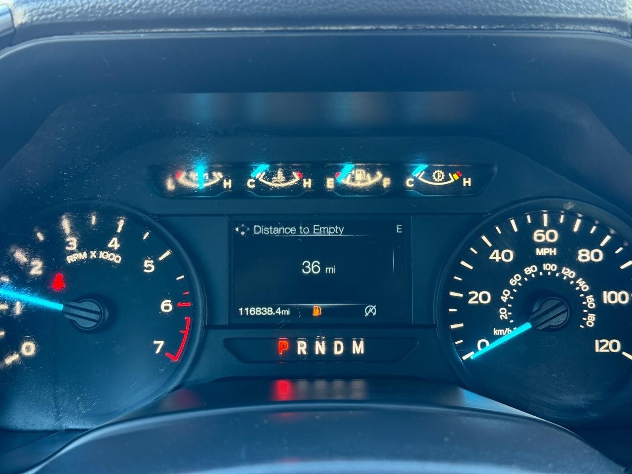 Ford F-150 Vehicle Full-screen Gallery Image 21