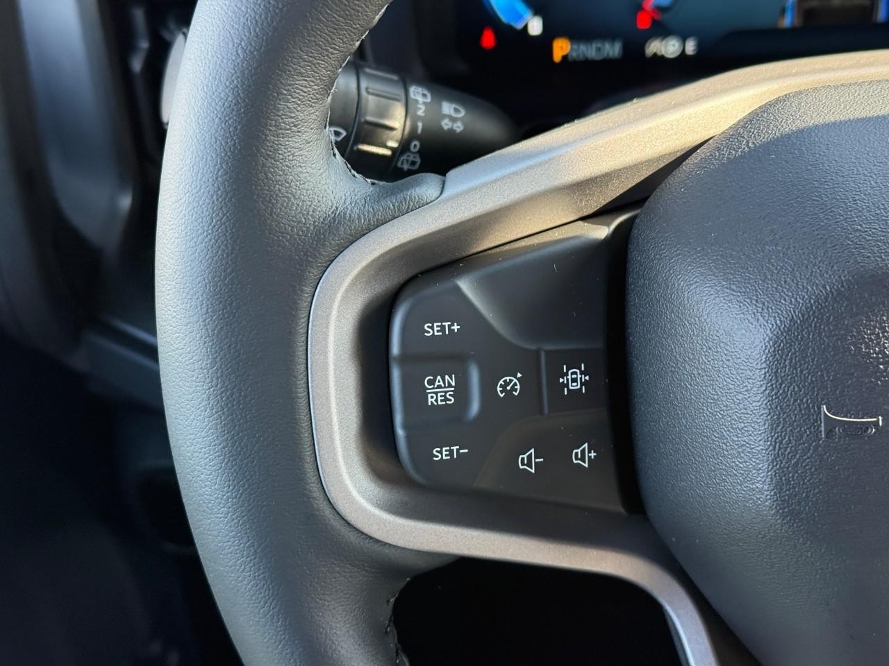 Ford Bronco Vehicle Full-screen Gallery Image 14