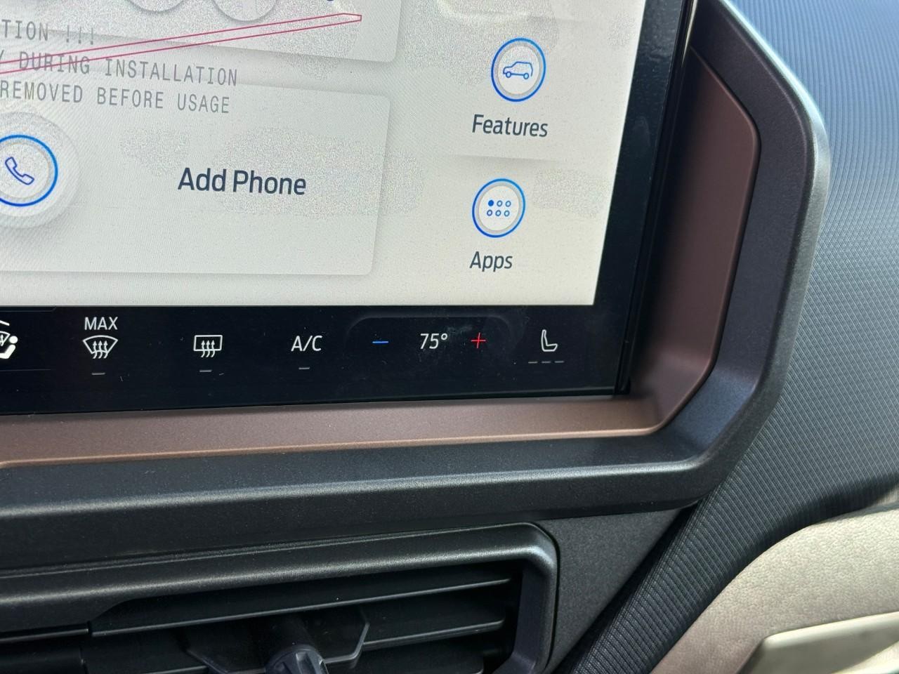 Ford Bronco Sport Vehicle Full-screen Gallery Image 14