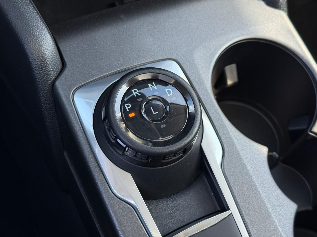 Ford Bronco Sport Vehicle Full-screen Gallery Image 15