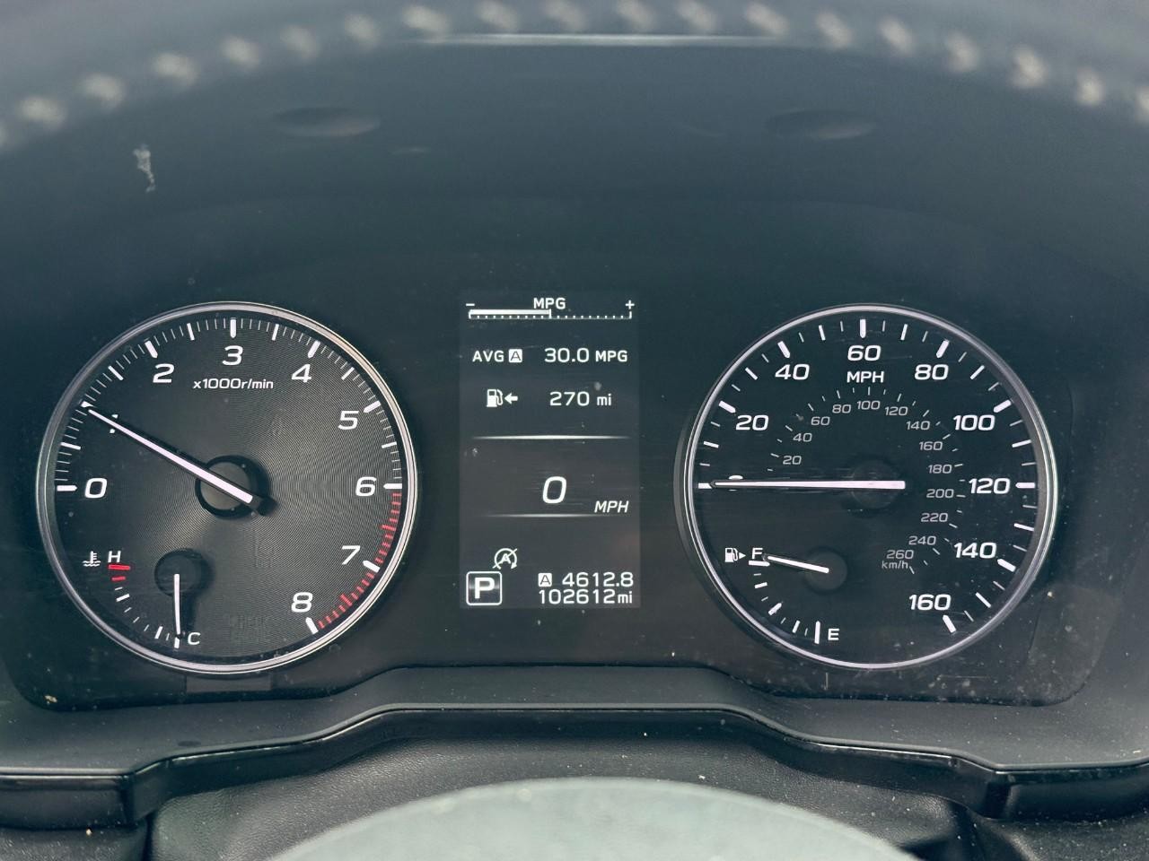 Subaru Legacy Vehicle Full-screen Gallery Image 18