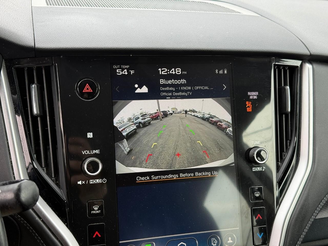 Subaru Legacy Vehicle Full-screen Gallery Image 20