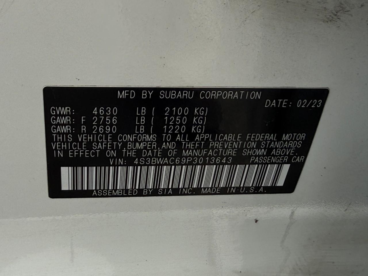 Subaru Legacy Vehicle Full-screen Gallery Image 21