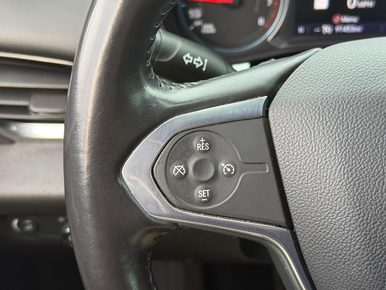 Chevrolet Traverse Vehicle Full-screen Gallery Image 19