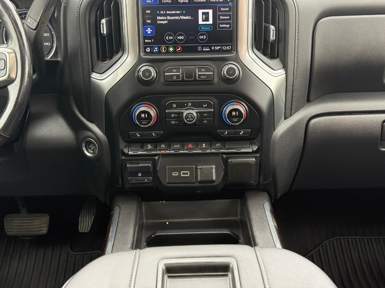 Chevrolet Silverado 1500 Vehicle Full-screen Gallery Image 14