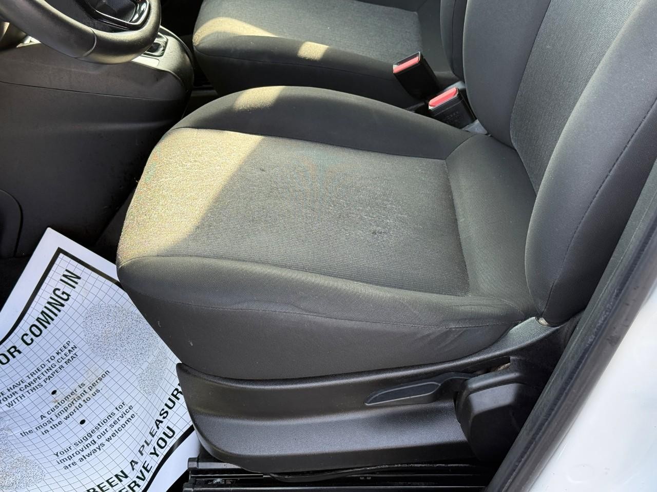 Ram ProMaster City Cargo Van Vehicle Full-screen Gallery Image 14