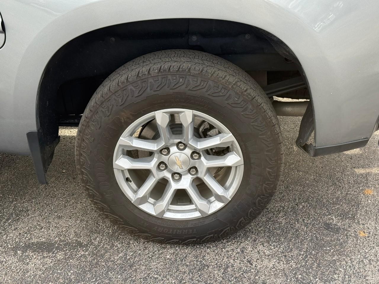 Chevrolet Silverado 1500 Vehicle Full-screen Gallery Image 08