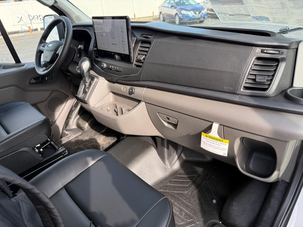 Ford Transit Cargo Van Vehicle Full-screen Gallery Image 07