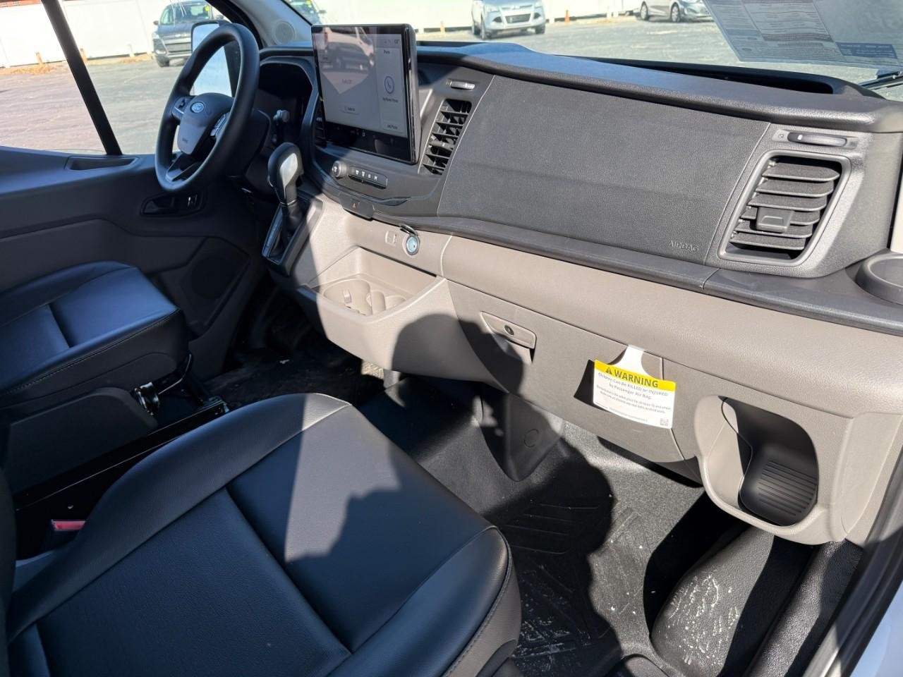 Ford Transit Cargo Van Vehicle Full-screen Gallery Image 07