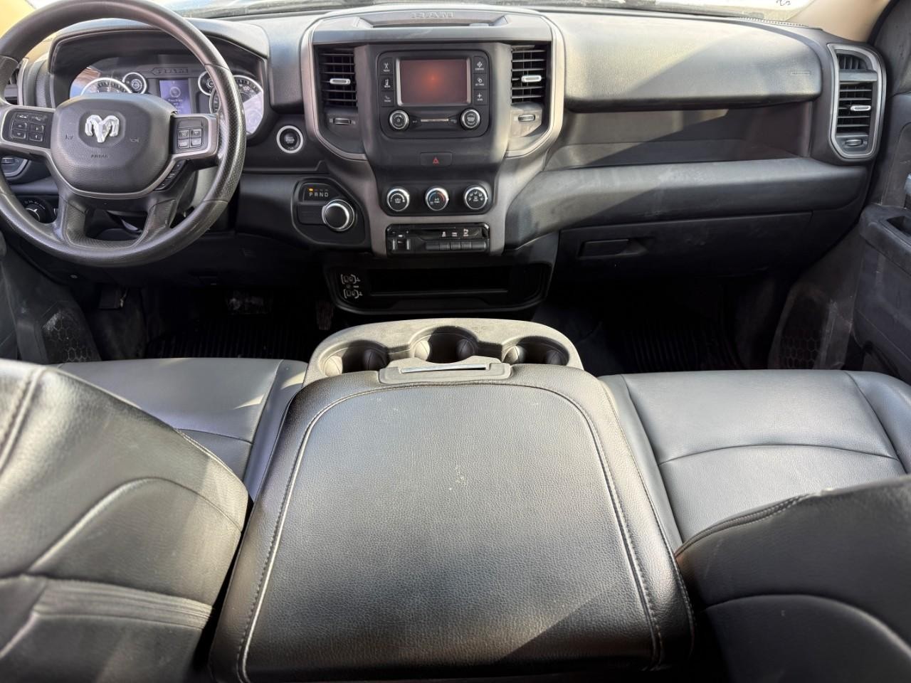 Ram 2500 Vehicle Full-screen Gallery Image 11