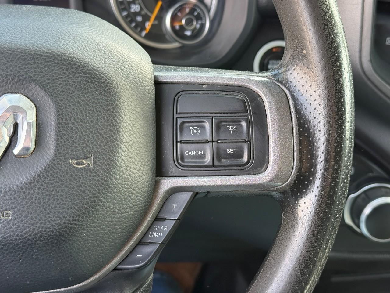 Ram 2500 Vehicle Full-screen Gallery Image 20