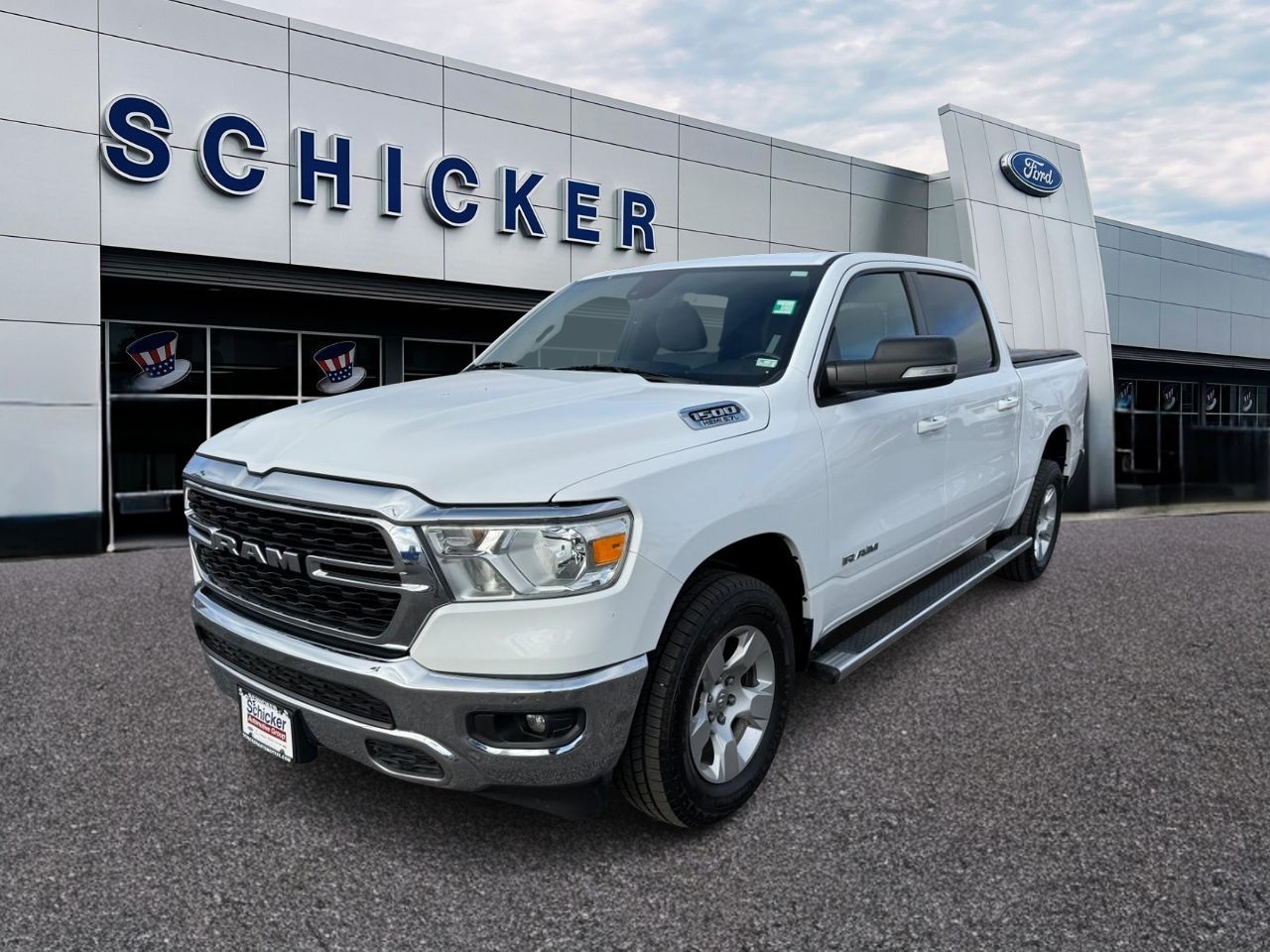 Ram 1500 Vehicle Full-screen Gallery Image 04