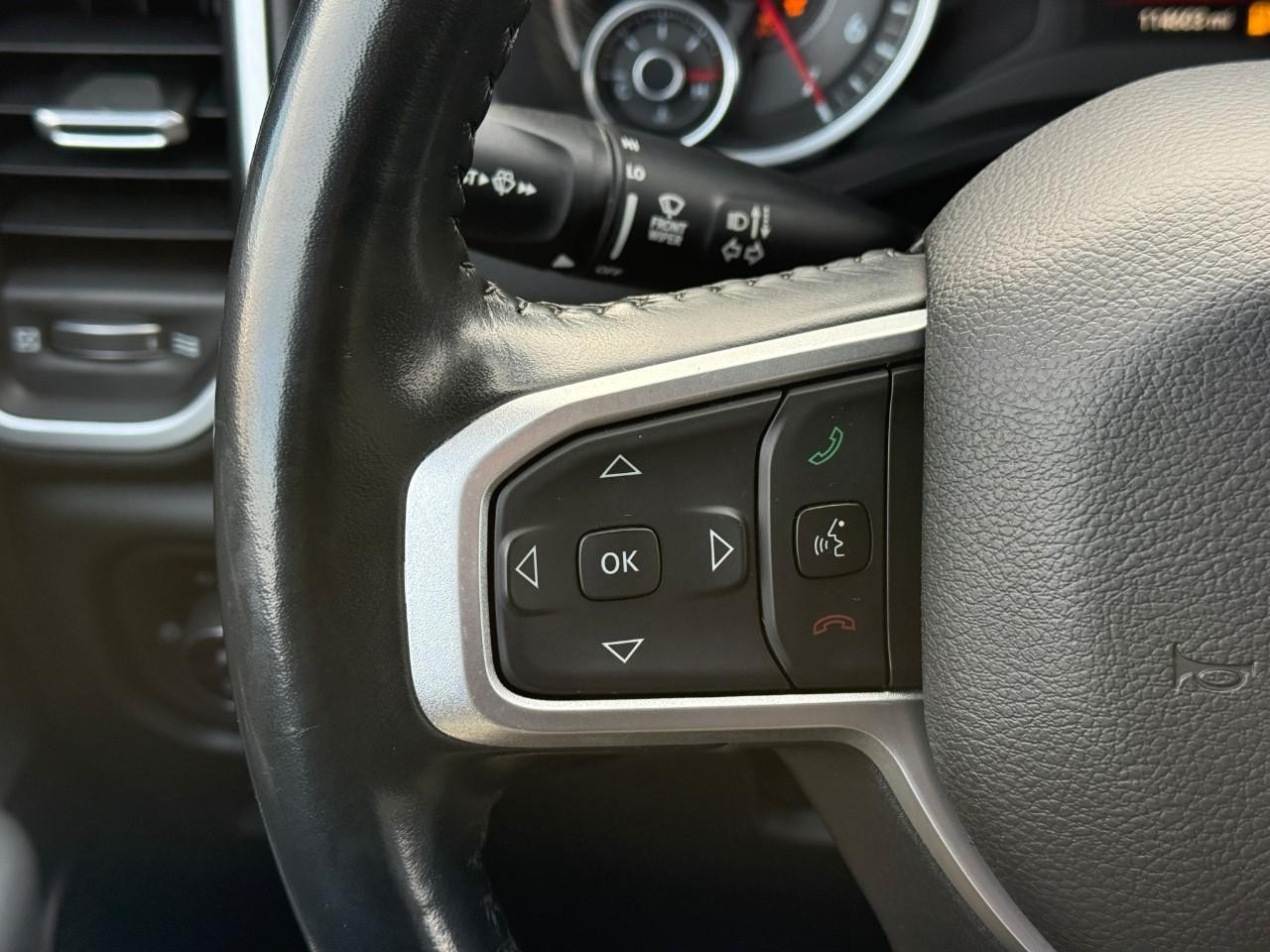 Ram 1500 Vehicle Full-screen Gallery Image 18