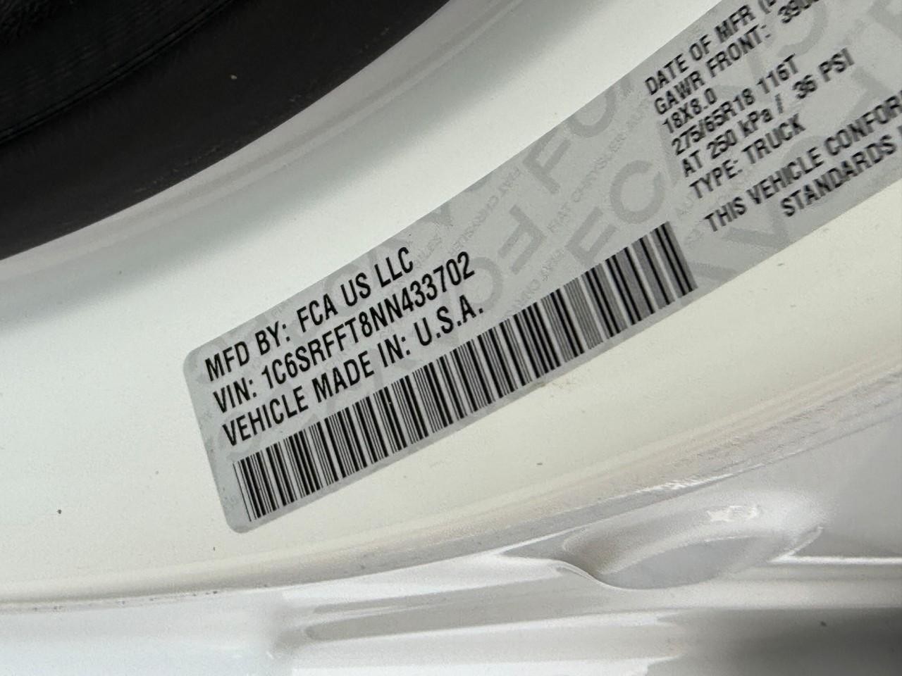 Ram 1500 Vehicle Full-screen Gallery Image 23