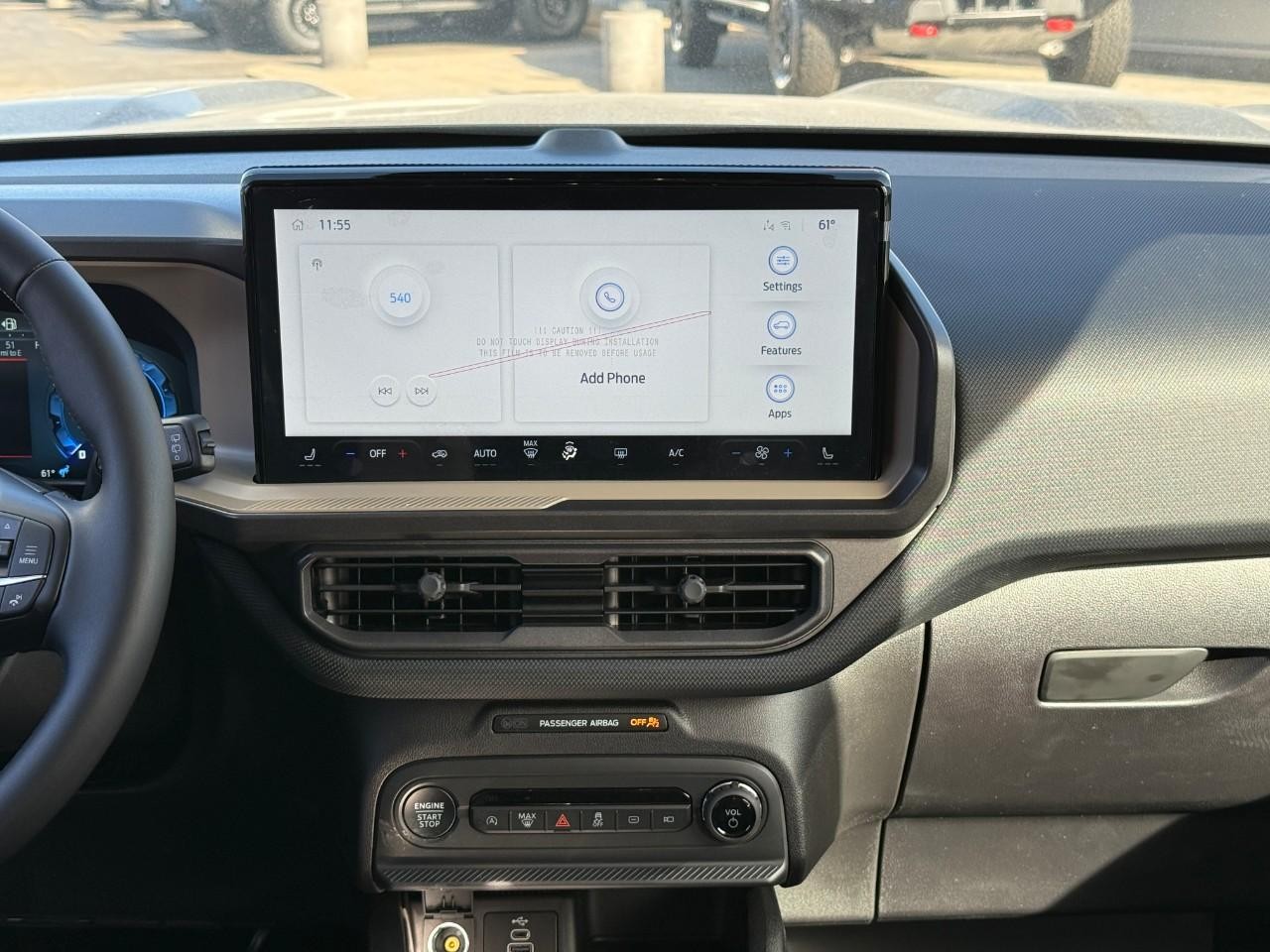 Ford Bronco Sport Vehicle Full-screen Gallery Image 09