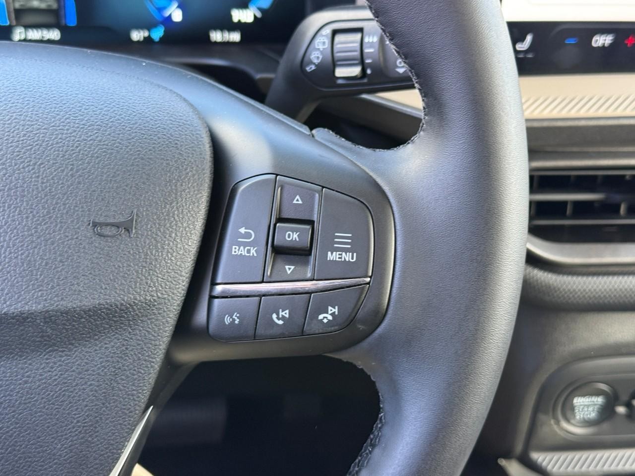 Ford Bronco Sport Vehicle Full-screen Gallery Image 15